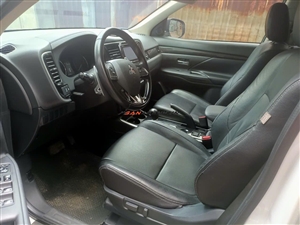 Mitsubishi Outlander 2.0 CVT Premium