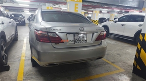 Lexus LS 460L