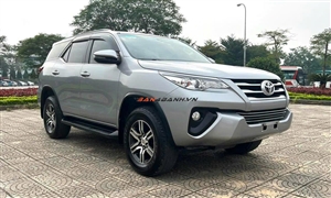 Toyota Fortuner 2.4G 4x2 MT