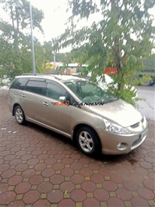 Mitsubishi Grandis 2.4 AT