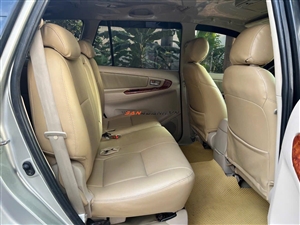 Toyota Innova G