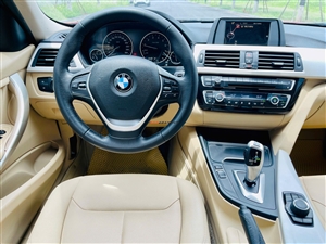 BMW 3 Series 320i