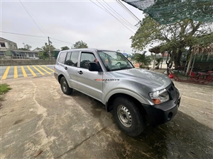 Mitsubishi Pajero 3.0