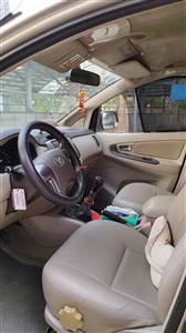 Toyota Innova 2.0E