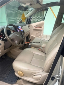 Toyota Innova G