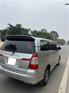 Toyota Innova 2.0G