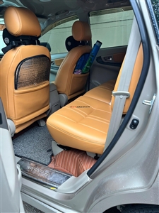 Toyota Innova 2.0G