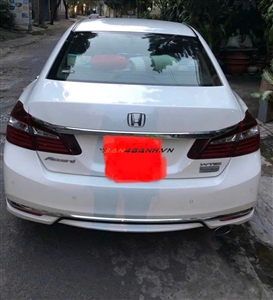 Honda Accord 2.4 AT