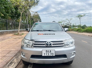 Toyota Fortuner 2.5G