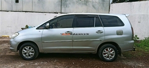 Toyota Innova G