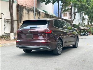 Volkswagen Viloran Luxury