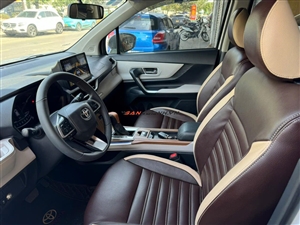 Toyota Veloz Cross CVT