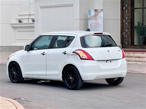 Suzuki Swift 1.4 AT