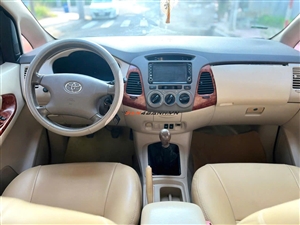 Toyota Innova G