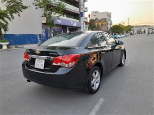 Chevrolet Cruze LS 1.6 MT