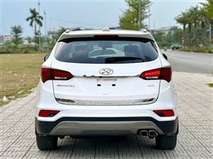 Hyundai Santa Fe 2.5 Xăng cao cấp