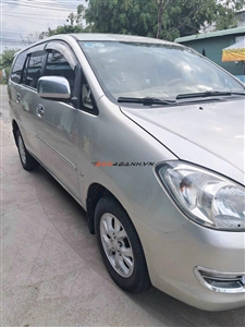 Toyota Innova G