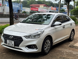 Hyundai Accent 1.4 MT Base