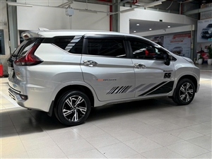 Mitsubishi Xpander AT