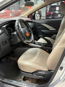 Mitsubishi Xpander AT