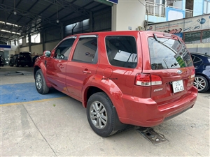 Ford Escape XLS 2.3L 4x2 AT