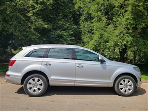 Audi Q7 3.0 AT