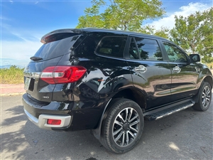 Ford Everest Titanium 2.0L AT 4WD