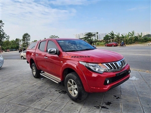 Mitsubishi Triton 4x2 AT