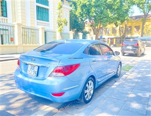 Hyundai Accent 1.4 AT