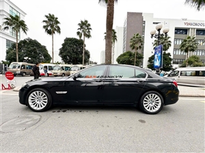 BMW 7 Series 740Li