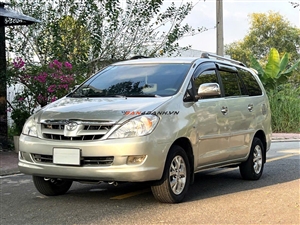 Toyota Innova G