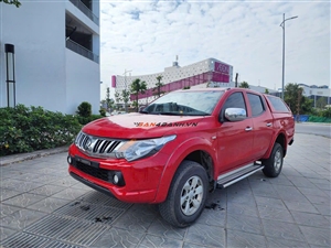 Mitsubishi Triton 4x2 AT