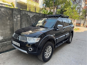 Mitsubishi Pajero Sport D 4x4 MT