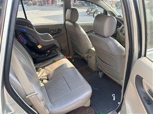 Toyota Innova 2.0G