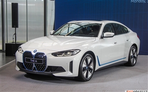 BMW i4 2023-