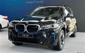 BMW iX3 2023-