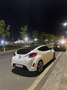 Hyundai Veloster 1.6 AT