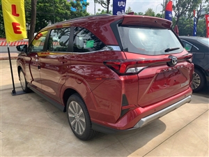 Toyota Veloz Cross CVT