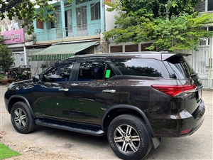 Toyota Fortuner 2.4 4x2 AT