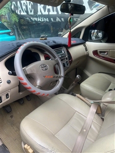 Toyota Innova G