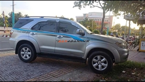 Toyota Fortuner 2.7V 4x4 AT