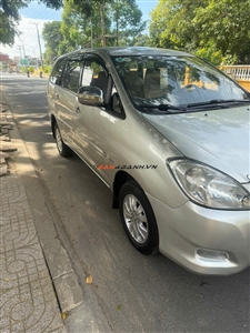 Toyota Innova G