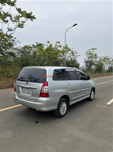 Toyota Innova 2.0G