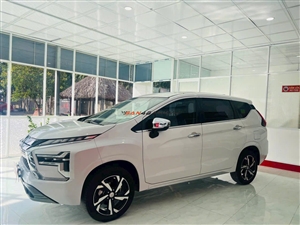 Mitsubishi Xpander AT Premium