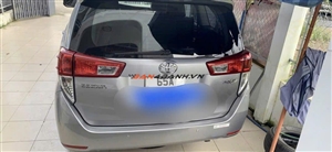 Toyota Innova 2.0E