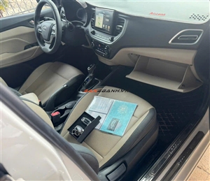 Hyundai Accent 1.4 AT Đặc biệt