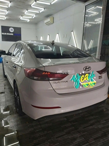 Hyundai Elantra 2.0 AT