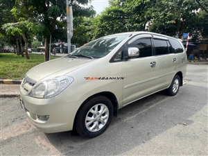 Toyota Innova G