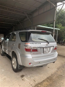 Toyota Fortuner 2.5G