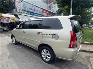 Toyota Innova G